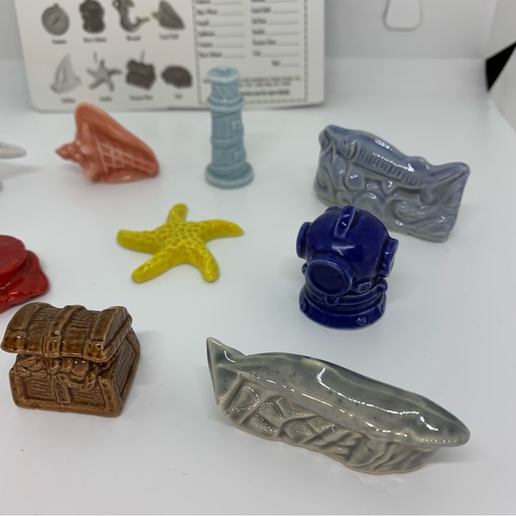 Wade Red Rose Tea Figurines Nautical Wonderland Series 8 of 12 from Collection - Picture 3 of 4